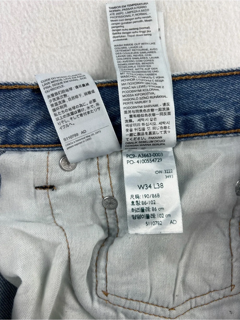 Levis 550 Straight Leg Medium Wash Denim Jeans Mens Sz 34x38 Classic Retro Worn